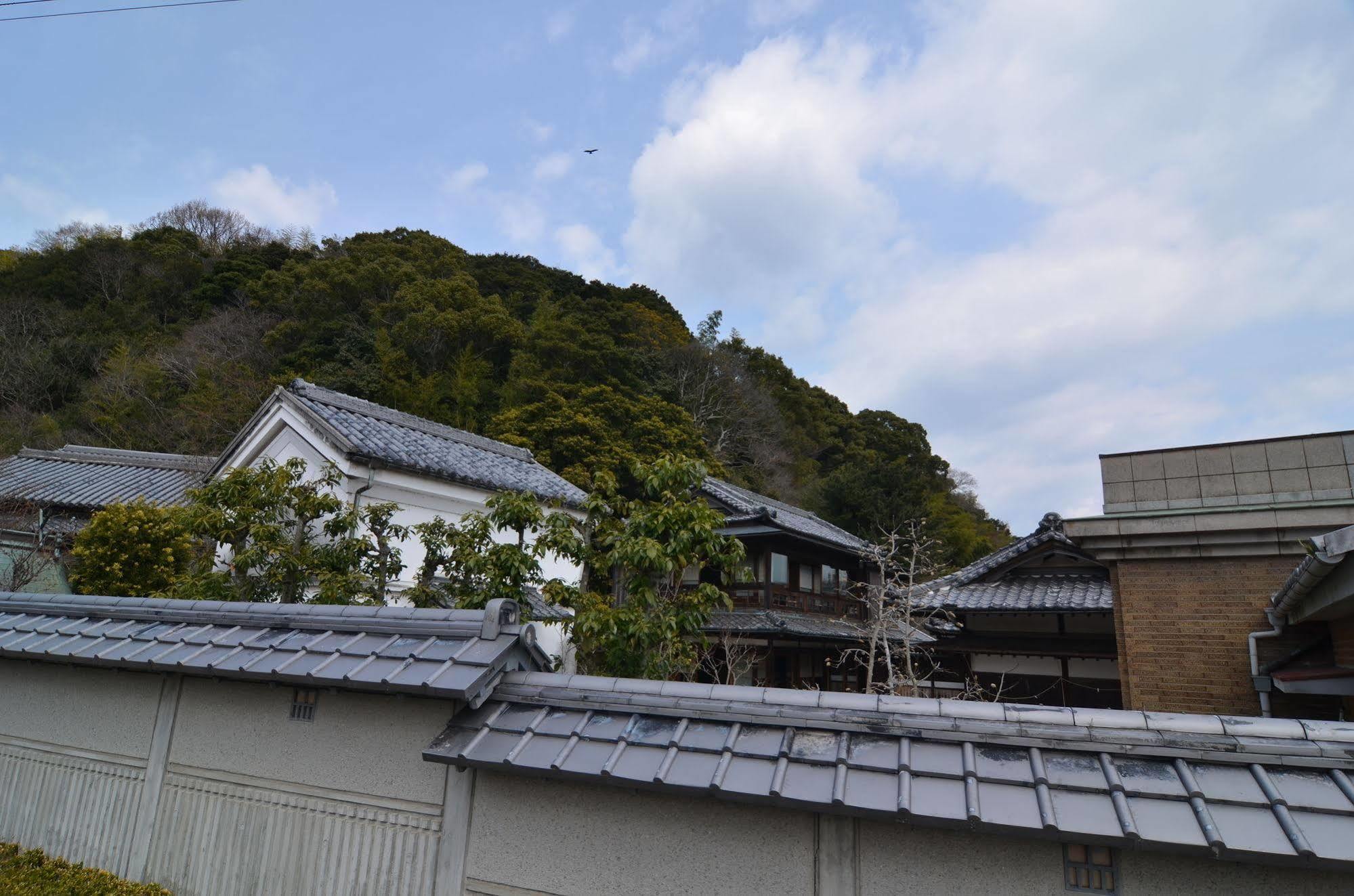National Historic Landmark Shunyoso Sumoto Buitenkant foto